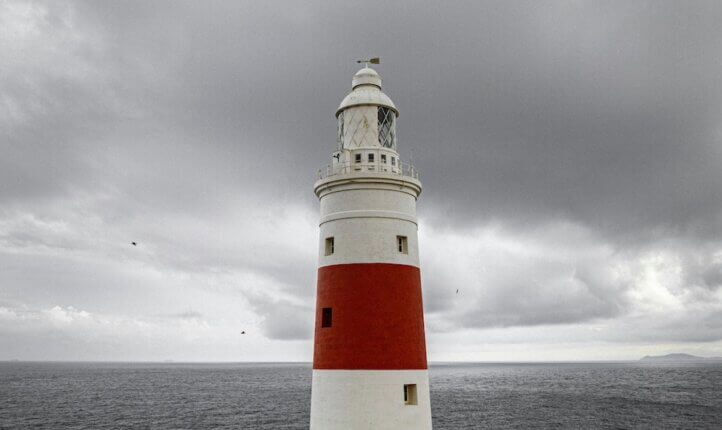 Lighthouse (symbolising leadership)